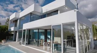 Xalet en Golf Baha. Exclusiva villa de lujo en sierra cortina