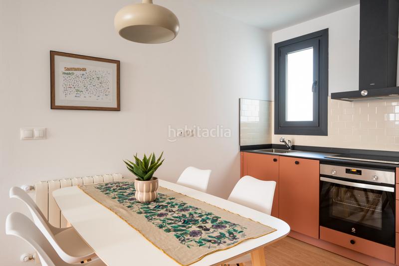 Foto 69e736ef-50fd-415e-b3cf-359ccfe61fbd. Location appartement dans paseo canalejas 17 dans Puerto Chico Santander