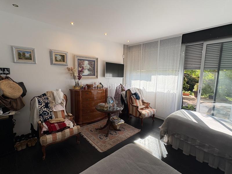 Foto 2d6aa08a-cc4c-4933-8c53-a30aa6c2ba1a. Pis a calle la torre 17 a Monte Santander