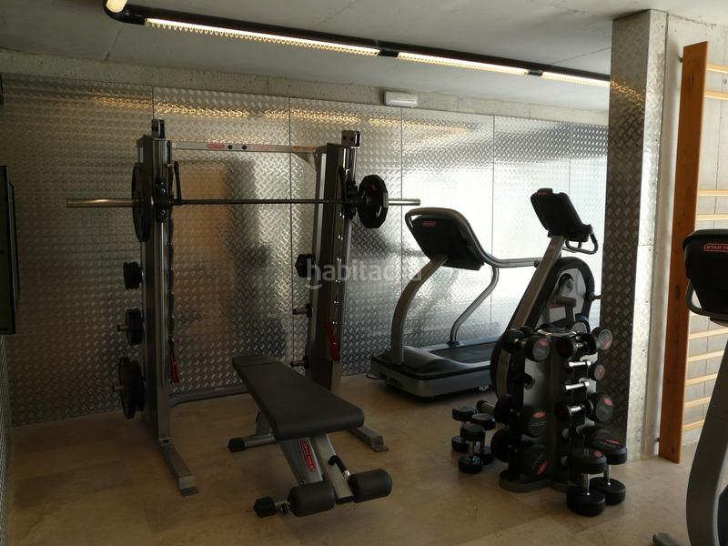 Foto 8c5d125d-2345-4916-9313-4b8892ef0c77. Pis a calle la torre 17 a Monte Santander