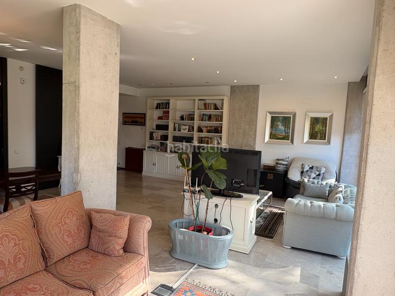 Foto ac1900b4-7a3a-4cc9-bbc7-624b56c8c43c. Pis a calle la torre 17 a Monte Santander