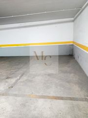 Posto auto in Benifaió. Garajes en venta