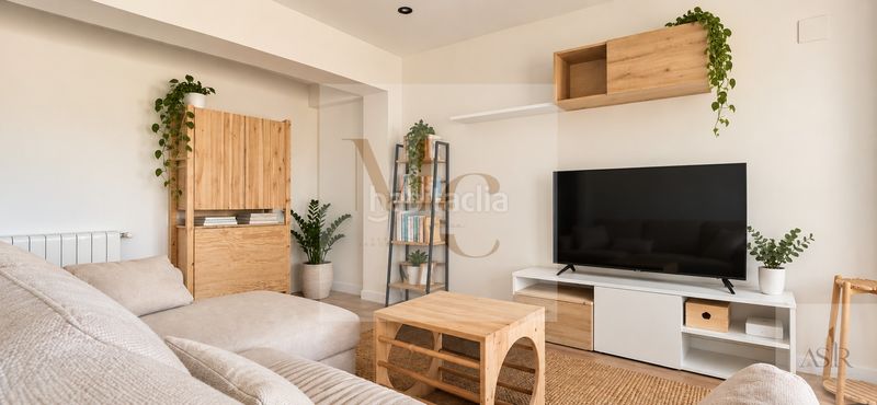 Foto a71d7075-3d6d-42ef-a336-4e12183b1e67. Pis a Benifaió