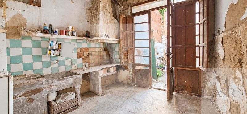 Foto b0e06c9d-9f6c-4a54-8521-d4bb1ff64071. Casa aparellada a Silla