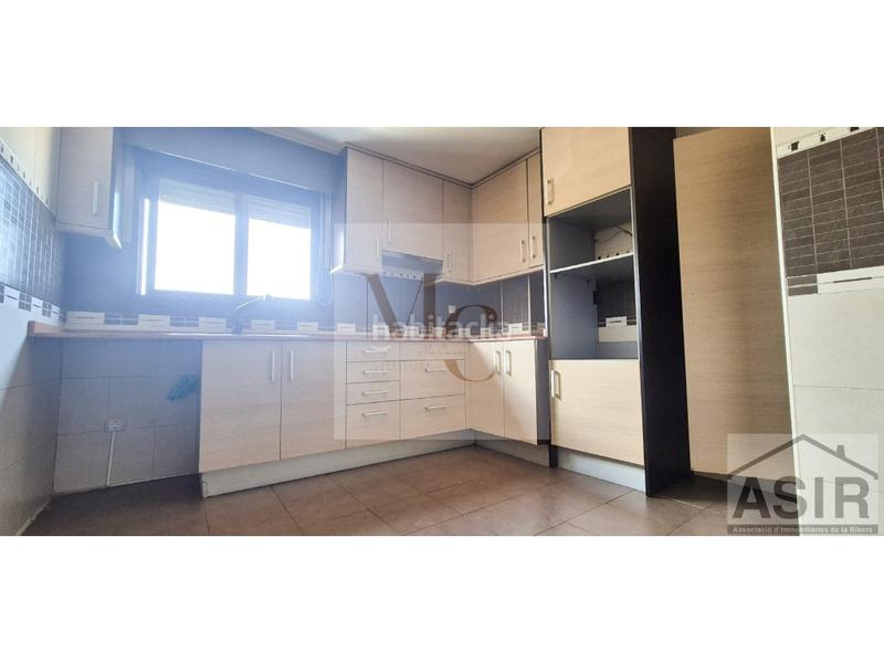 Foto 14d0ae22-3be0-4dfb-9cfc-d5c372d9eaf6. Piso  4 habitaciones venta en Benifaió