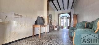Maison à Albalat de la Ribera. Casa con vecino arribaamplia casa de pueblo con patio, terraza y
