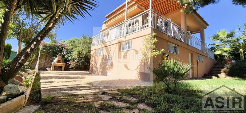 Foto b5a288f4-e158-4ea0-8981-a8b884e35423. Casa a Benifaió