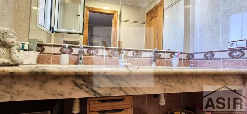 Foto f13dd478-fe81-4524-8df9-8f481ce2a415. Casa a Benifaió