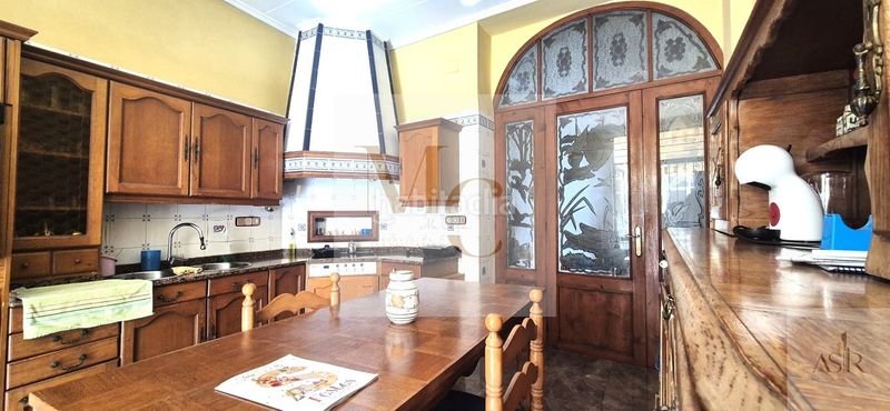 Foto 60d8937b-67a9-4036-a1be-0fc5010b4726. Casa a Silla