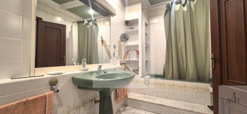 Foto c8f92253-6e42-4eec-b010-5096aa17d8de. Casa a Silla