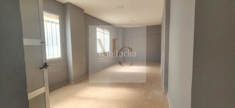 Foto bacb0ad6-dd5c-4c97-8205-ff0335df114d. Local comercial a Benifaió