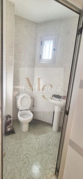 Foto e63143f4-b47d-4239-8920-1b3f1acb62d9. Local comercial a Benifaió