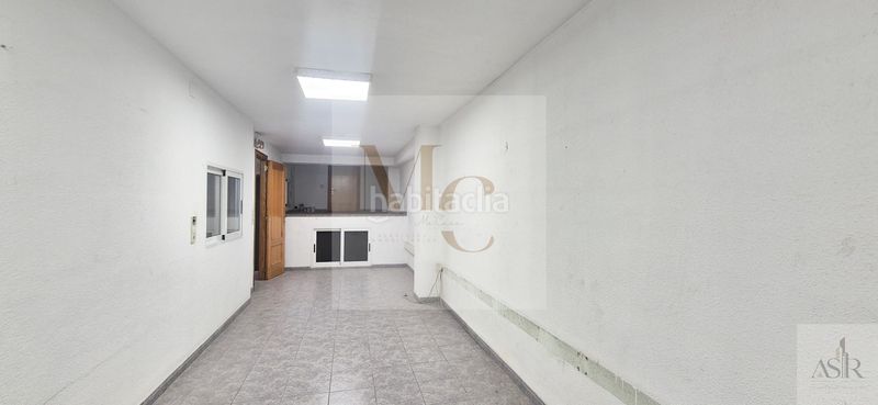 Foto 86bc5a0f-6cb8-4e60-a28e-c08ff7234d2a. Local comercial a Benifaió