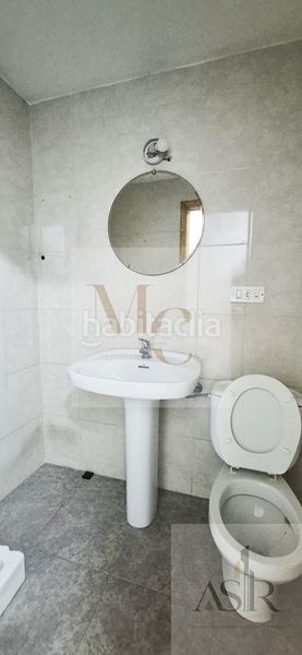 Foto f13aae3a-f6b0-4b08-9fe5-bf8d666f67fd. Local comercial a Benifaió