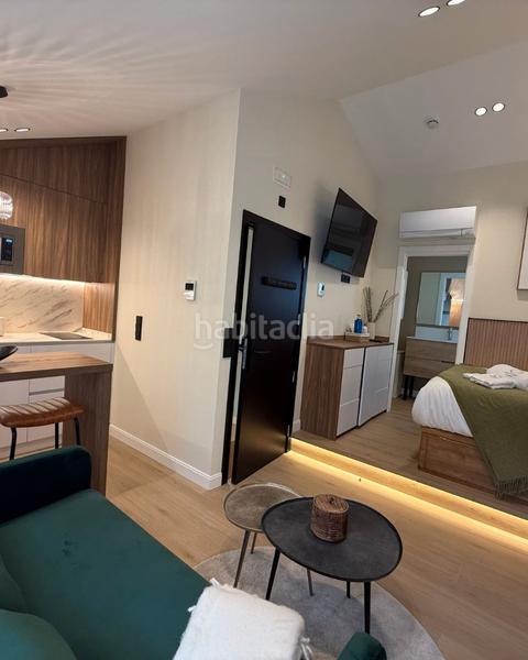 Foto 68cf694e-4639-4988-adb5-11da35b79328. Rent penthouse in calle de san buenaventura 6 in Palacio Madrid