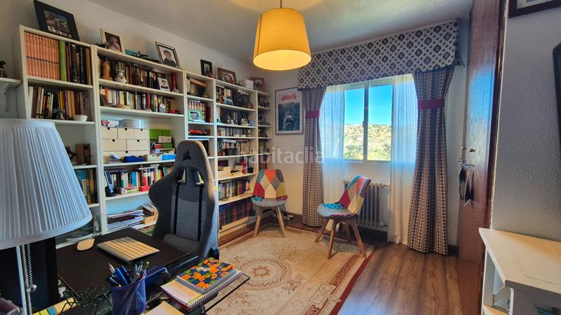 Foto 5fa80041-8159-4284-afd0-d52c3d888c42. Reihenhaus mit heizung pool in La Navata Galapagar