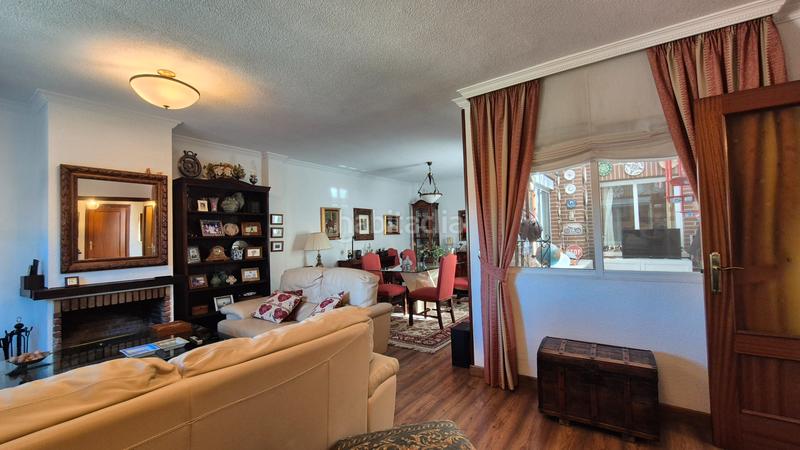 Foto 637f0953-0c40-4341-9925-29098bd425b4. Reihenhaus mit heizung pool in La Navata Galapagar