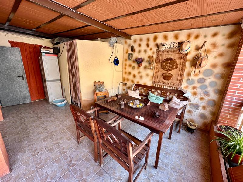 Foto c6e293c0-02e0-45fb-9c7c-486d26b31668. Casa chalet adosado en venta en calle espronceda en Alicante