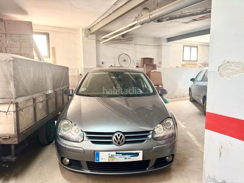 Foto b4573155-53f8-4f46-86c2-72d532a1dc26. Parking voiture dans avenida del padre esplá 62 dans Alicante