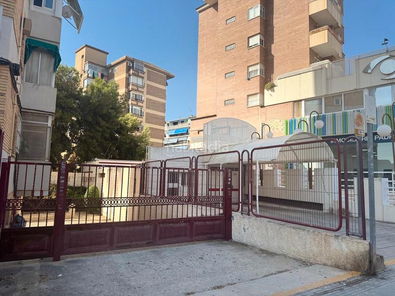 Foto e82edb5e-f51a-4a5f-a93c-eba09d949249. Parking voiture dans avenida del padre esplá 62 dans Alicante