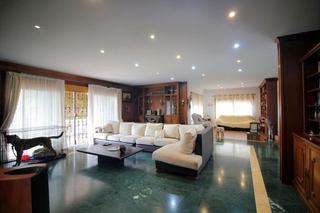 Chalet in Zona Centro Comercial Torrequebrada