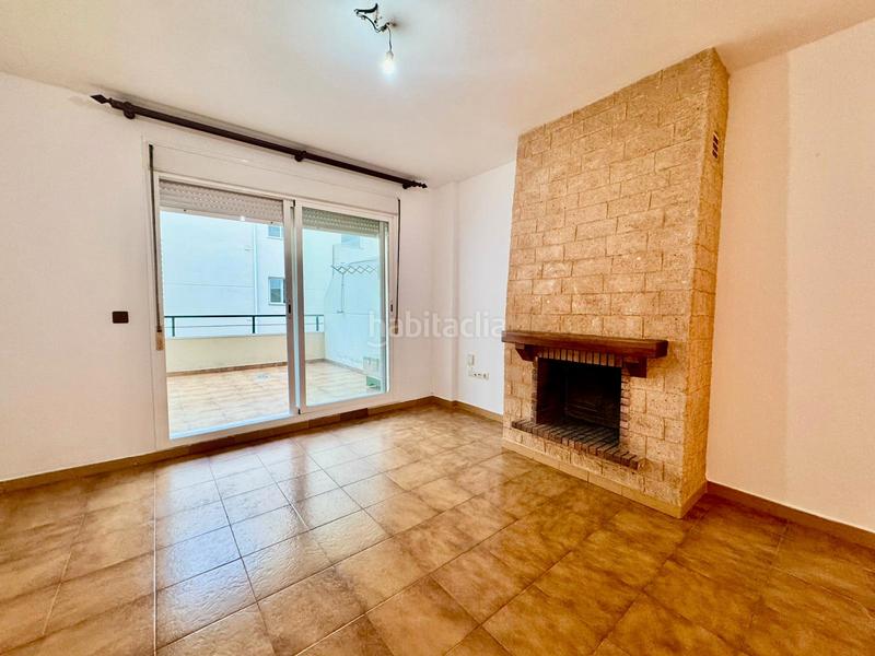 Foto bbb586d1-813a-41f6-9c81-00d1ae84217d. Piccolo appartamento con camino parcheggio piscina in Mijas