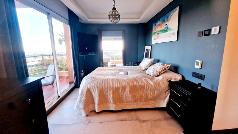 Foto 808b7e59-3406-4b67-8f58-6031b541710b. Apartament amb aparcament piscina a Las Brisas Marbella