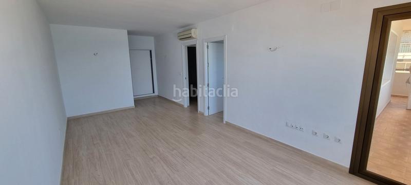 Foto 32101477-f98e-4e22-9b2e-87e380904bd0. Apartamento en Playa de los Boliches Fuengirola