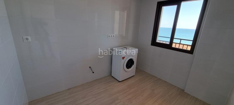 Foto e4a43ba0-bd92-4a27-a544-e58c98303e28. Apartamento en Playa de los Boliches Fuengirola