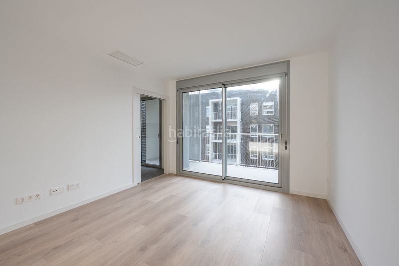 Foto 2ad0b755-92e9-4390-a7c5-46c0945d7d0e. Pis 84m<sup>2</sup> amb calefacció aparcament piscina a Vilamarina Viladecans