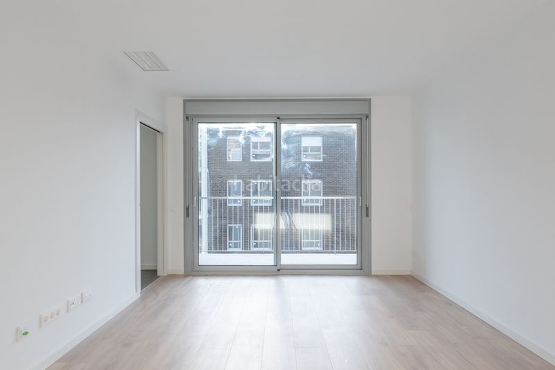 Foto 89c79ca0-cfd0-4e04-b758-0a6cab144306. Pis 84m<sup>2</sup> amb calefacció aparcament piscina a Vilamarina Viladecans