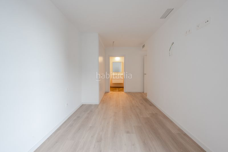 Foto 8d9230fd-ce29-4c50-a4f0-c8712cc01d28. Pis 84m<sup>2</sup> amb calefacció aparcament piscina a Vilamarina Viladecans