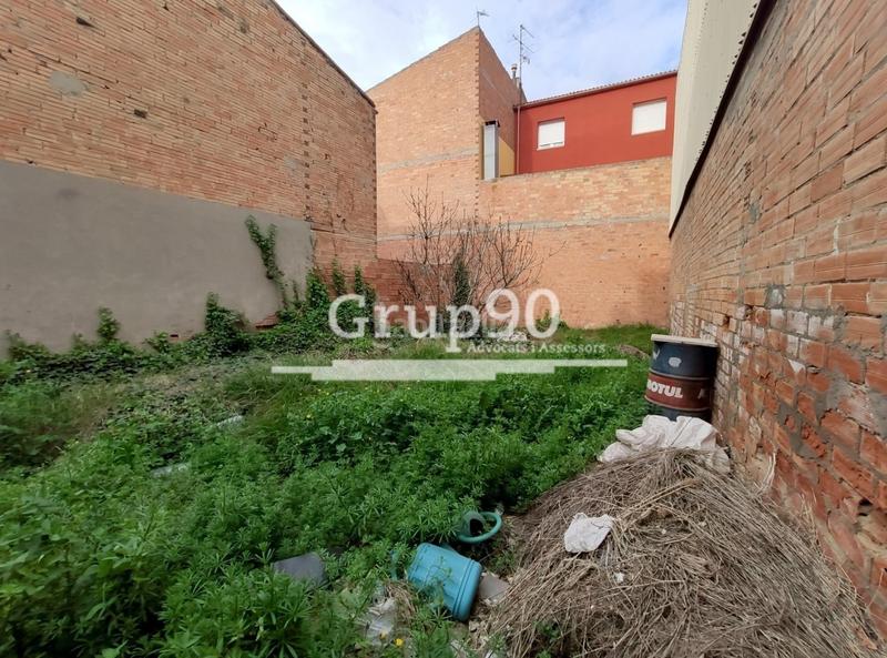 Foto 09bb676f-f601-45e8-a541-52e3cd1dd4f4. Terreny residencial a Magraners Lleida