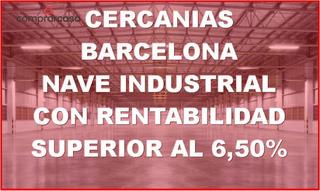 Bâtiment à usage industriel à Zona Franca - Port. Venta nave industrial con rentabilidad a 17 km de barcelona