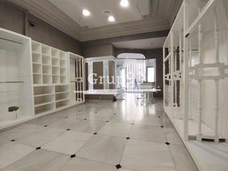 Lloguer Local Comercial a Centre Històric. Oportunidad para tu negocio !! local en el eix comercial