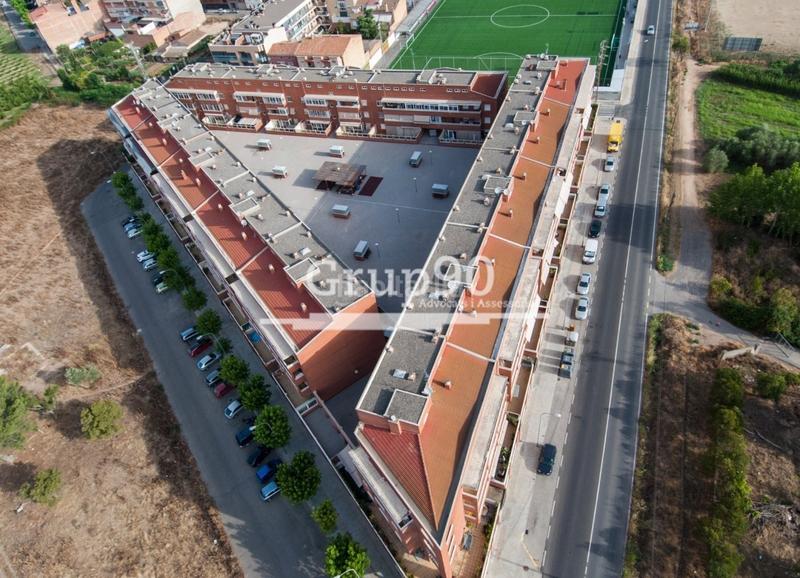 Foto c77815a2-b037-4b84-b00f-27727ac7a2a2. Locale commerciale in La Bordeta Lleida