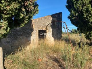 Casa a Santa Bàrbara. Finca con caseta de campo muy cerca del pueblo