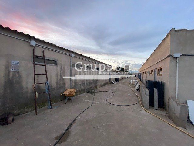 Foto 97c0a296-7814-423b-b849-732b656ea4e2. Fabrikhalle in Santa Bàrbara