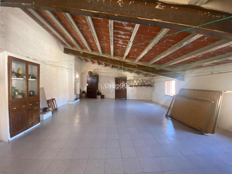 Foto fa9b7904-c290-492d-89ff-9414b901d47b. Casa con riscaldamento parcheggio in Godall