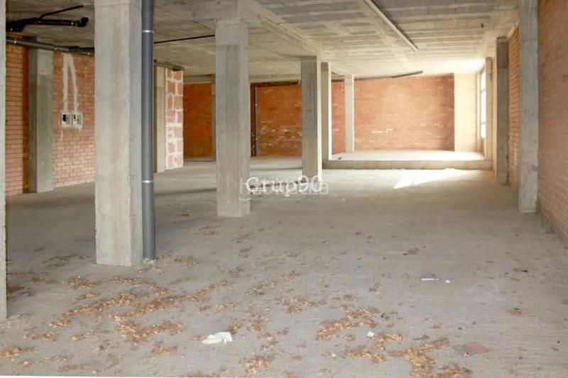 Foto ad02ae40-ba37-46da-93c1-c21a55b23762. Alquiler local comercial local en alquiler en el centro de Cappont en Lleida