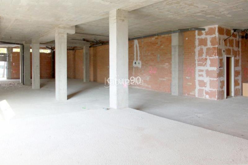 Foto 071eaad2-3a1e-4328-b2c1-675e8546acfd. Lloguer local comercial a Cappont Lleida