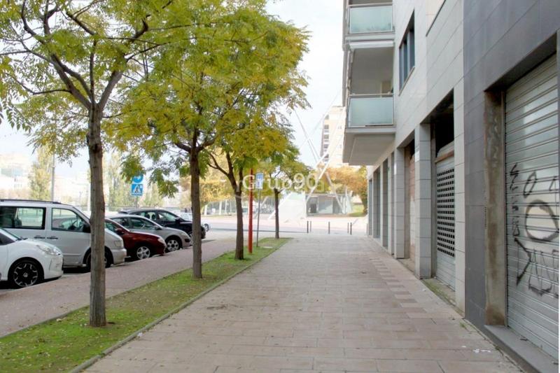 Foto b2646736-1a49-47eb-a0d9-6237aae89678. Lloguer local comercial a Cappont Lleida