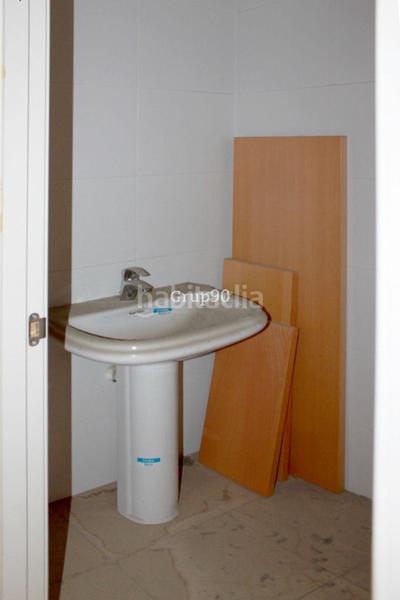 Foto 602877ed-c523-4cd6-92c2-33725390fa09. Location local commercial dans Cappont Lleida