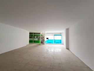 Local Comercial  Pintor x.gose. Local comercial a  pie de calle en pardinyes