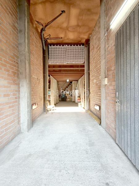 Foto 5500f284-9468-4130-9fe2-c5429bbf241b. Locale commerciale in La Bordeta Lleida