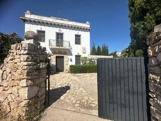 Masía en Nord. Emblemática finca en la rápita