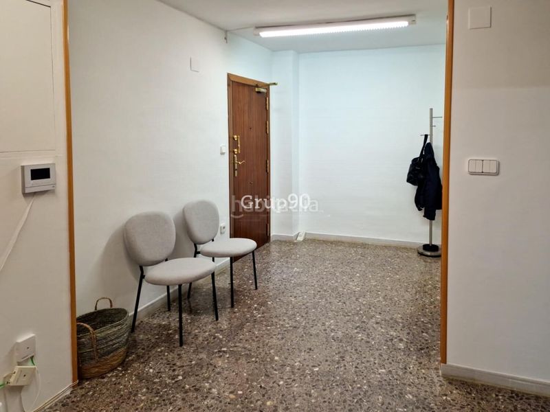 Foto a8ba7cc2-94d8-4f1e-a110-c4043a3153ef. Oficina oportunidad de inversión! oficina en venta con rentabilidad en la zona alta en Lleida
