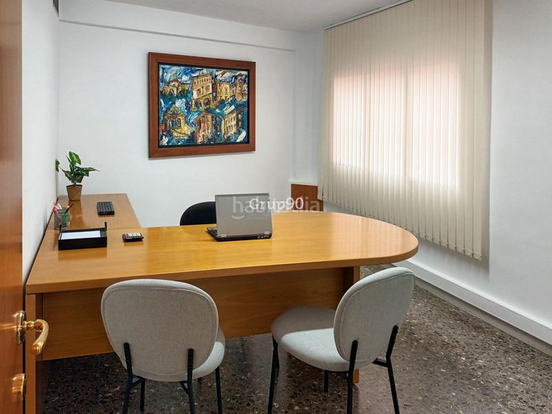 Foto f254dc3e-f8e2-4d99-88b1-8f007be40454. Oficina oportunidad de inversión! oficina en venta con rentabilidad en la zona alta en Lleida