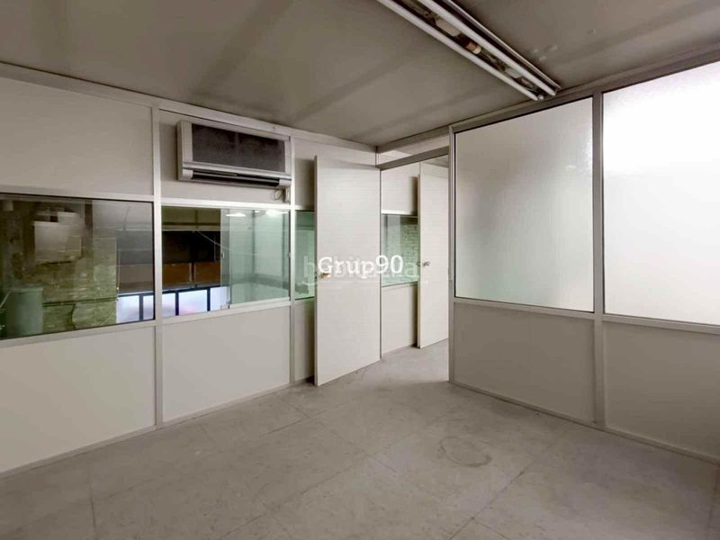 Foto 01cb2d2e-241d-45c8-9dcf-e586b0a17790. Local comercial a La Bordeta Lleida