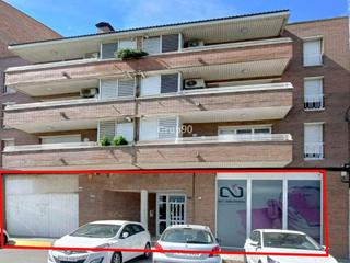 Local Comercial  Avenida les garrigues. Impresionante local en la bordeta  haz crecer tu negocio!